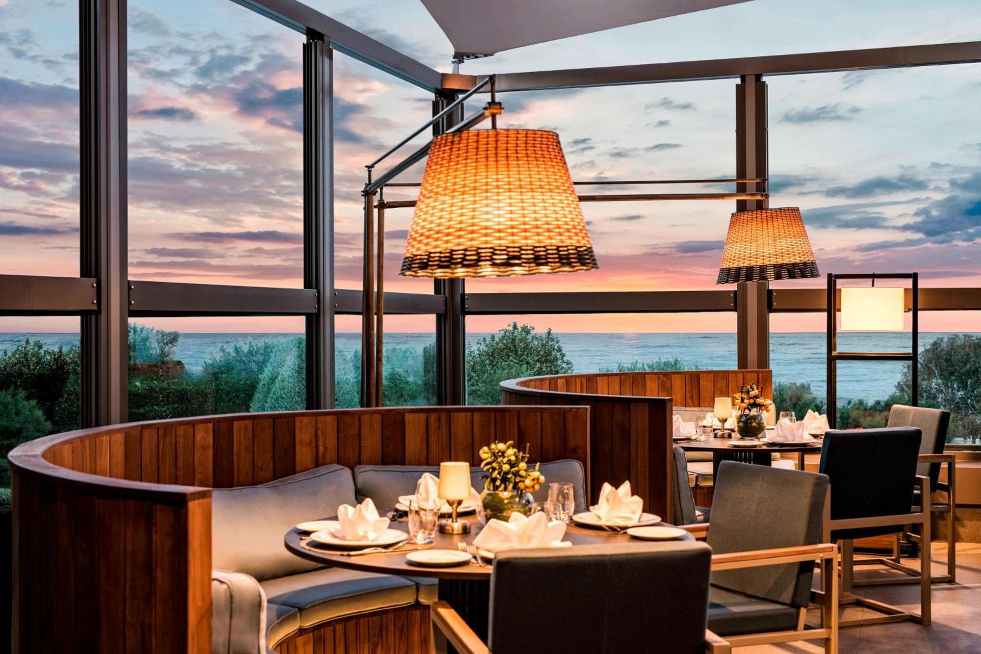 Готель Renaissance Polat 5*