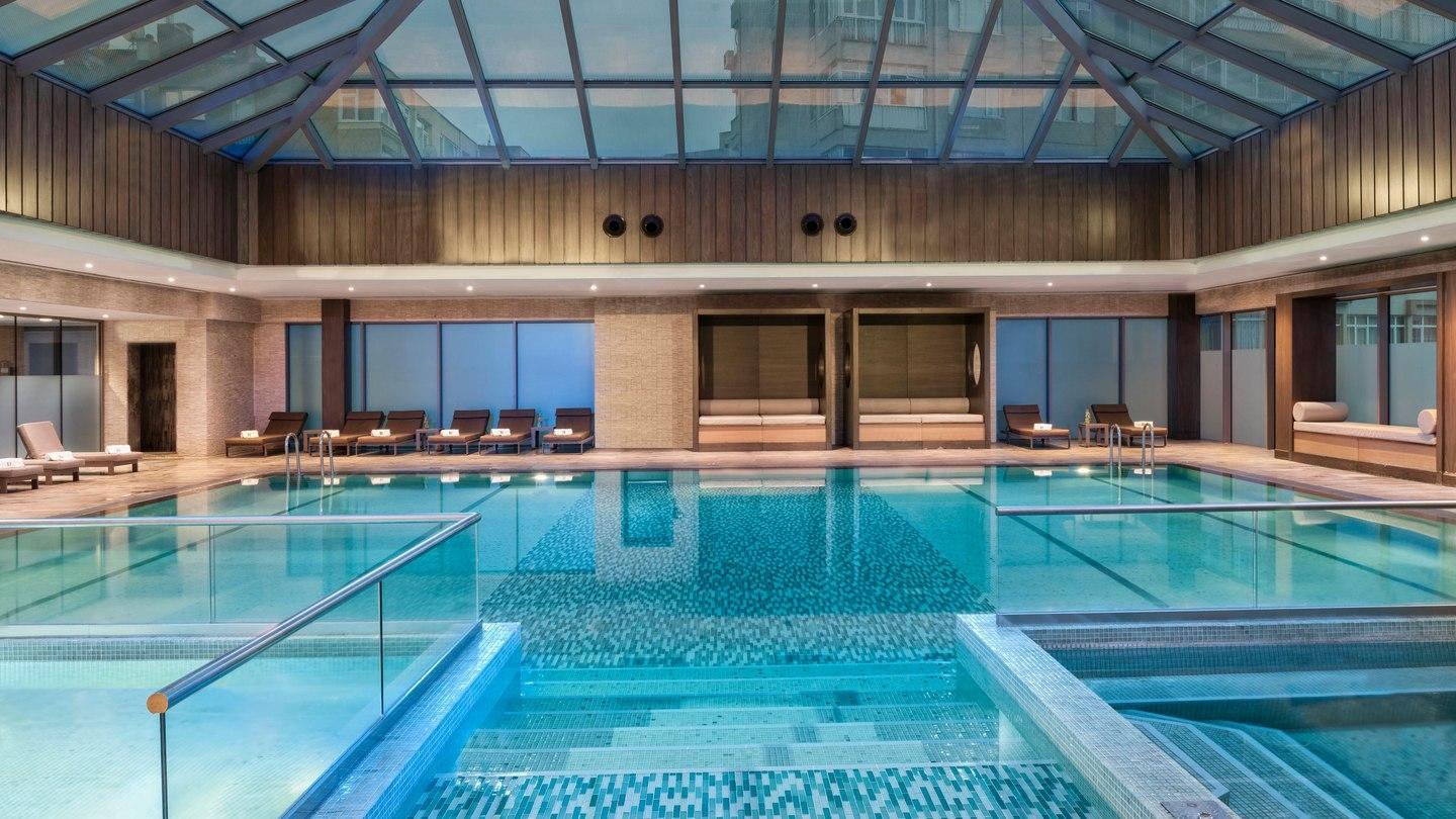 Renaissance Polat Готель 5*